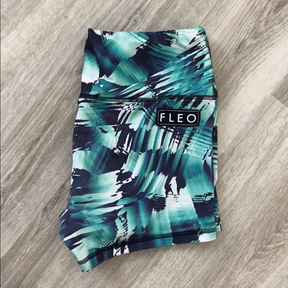 Fleo shorts